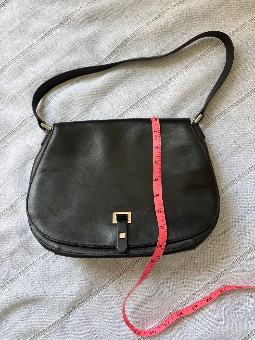 Ann Taylor Classic Black Leather Shoulder Bag - Picture 13 of 14
